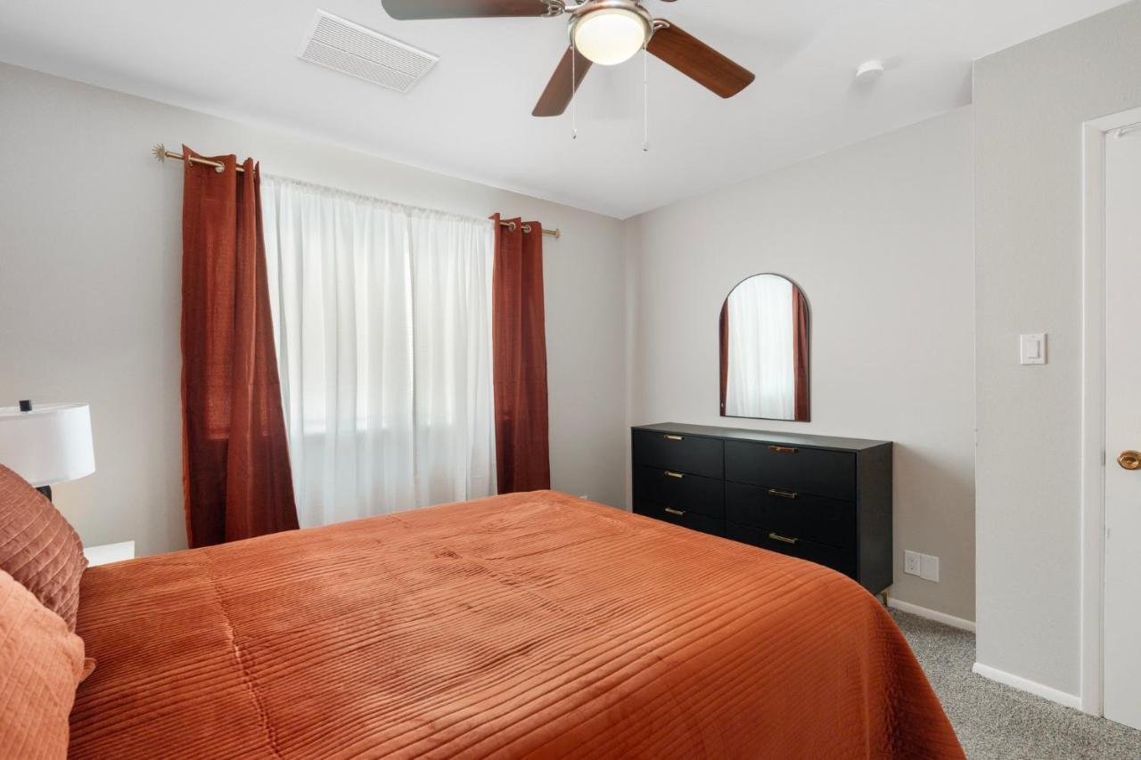 Cozy-Perfect Location-Private Pool-Heat Optional- Spring Training-Gcu Villa Phoenix Eksteriør bilde